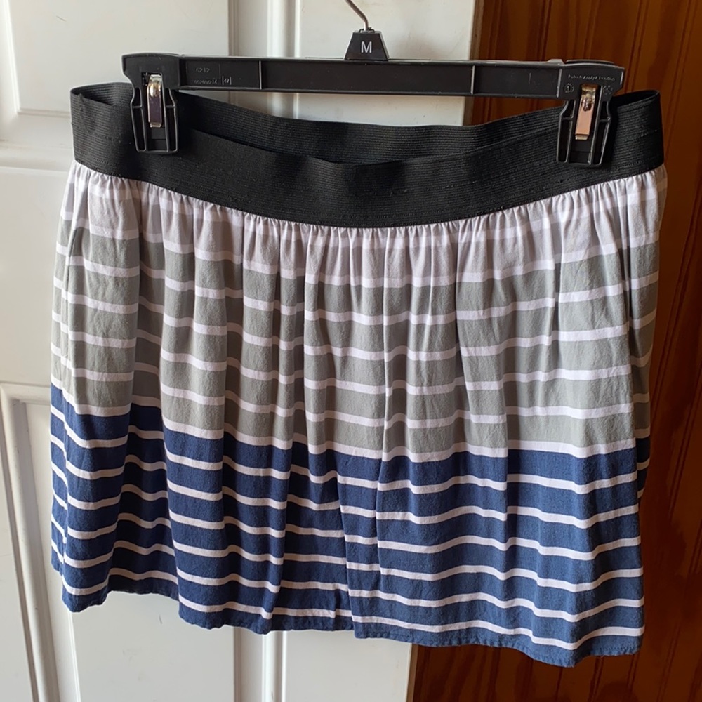 SO brand juniors Large skirt